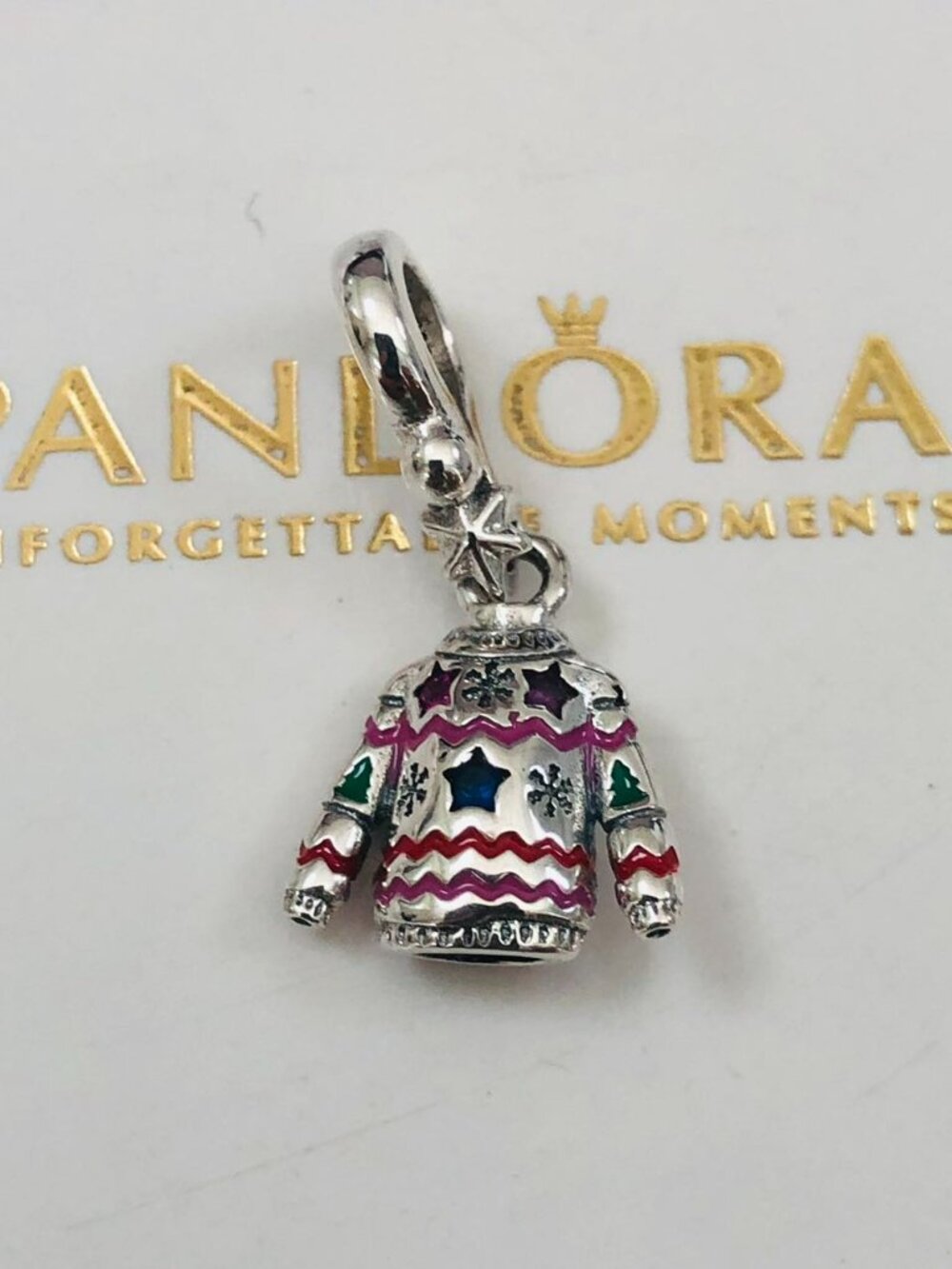 Pandora Christmas Sweater Dangle Charm - Picture 2 of 4